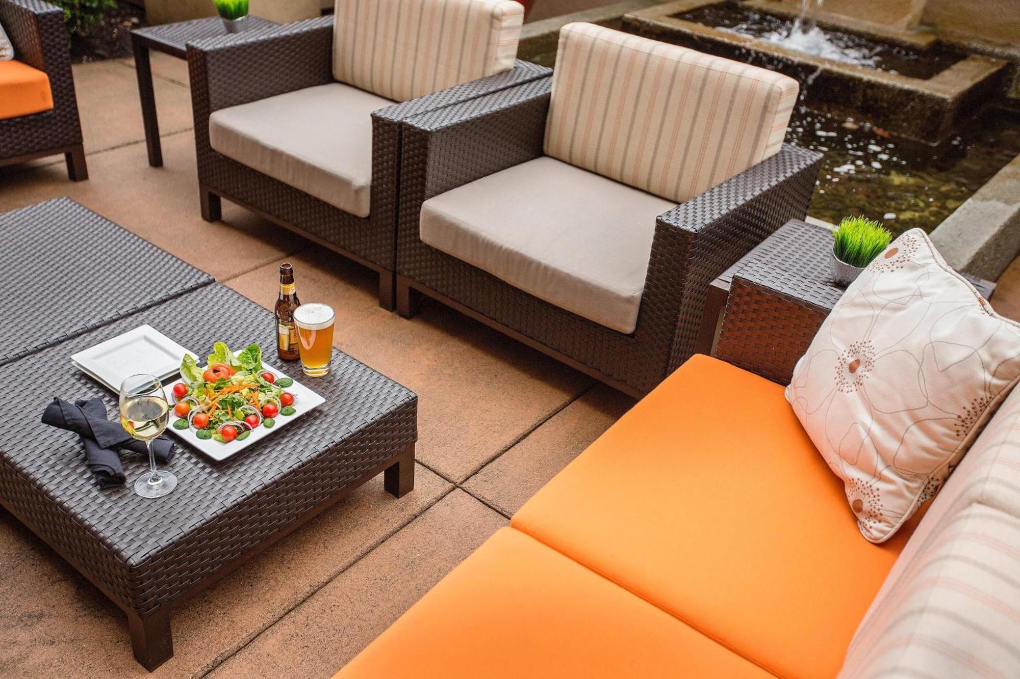 Courtyard By Marriott Bloomington Mall Of America Exterior photo